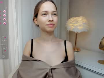 webcam girl sunnivagaillard live cam image #12405763