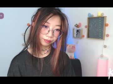 webcam girl kanna_hh live cam image #3208109