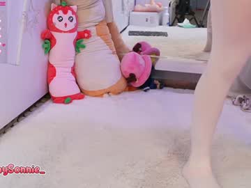 webcam girl sunny_sonnie live cam image #9671720