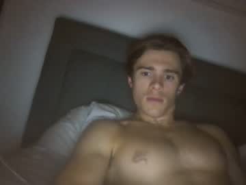 webcam man rosher99 live cam image #6890994