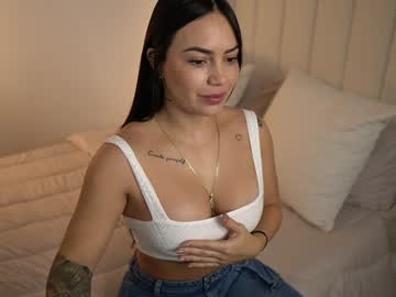webcam girl ashlyeroberts01 live cam image #11069617