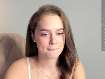 webcam girl brittcubitt live cam image #8734715