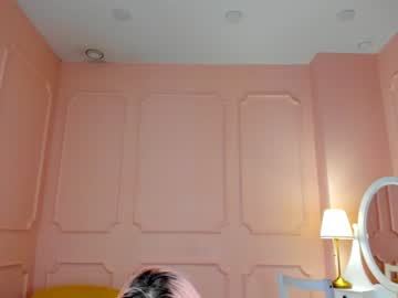 webcam girl pretty_girl_bella live cam image #4052414