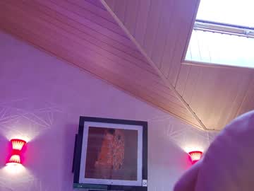 webcam girl immature_babyy live cam image #2460776