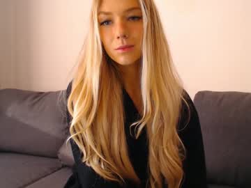 webcam girl pervyblonde live cam image #1128101