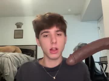 webcam man collegetwink374550 live cam image #10657593