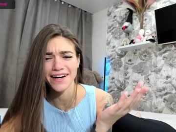 webcam girl joconda live cam image #1230635