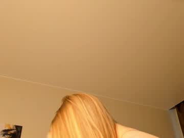 webcam girl dawnbullins live cam image #12660803
