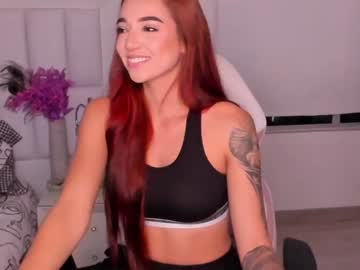 webcam girl scarlett__baker live cam image #2407099