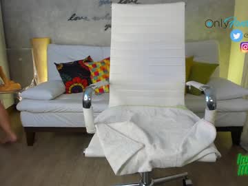 webcam girl inanna_milf live cam image #444710