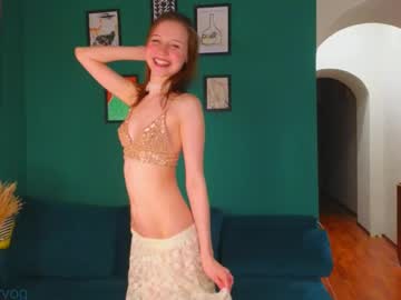 webcam girl delorathecookie live cam image #11905953