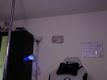 webcam girl stardust_seiya live cam image #10882759