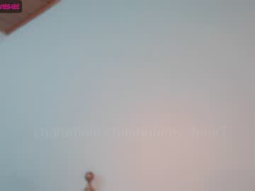 webcam girl gummy_bear7 live cam image #1849274