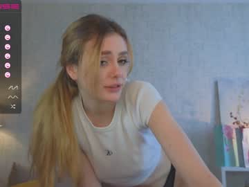 webcam couple alisareal live cam image #6404409