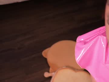 webcam girl lau__1 live cam image #10115232