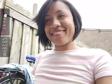 webcam girl therainqueen live cam image #9381378
