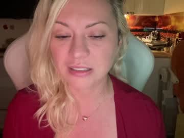 webcam girl kiradivine live cam image #6055502
