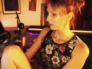 webcam girl kaileeshy live cam image #867661