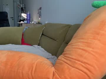 webcam girl whoisalisa live cam image #12825276