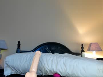 webcam girl naomigarcia live cam image #10449110