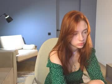 webcam girl shirleywhitney live cam image #8814657