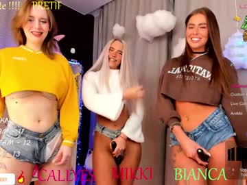 webcam girl blush_mikki live cam image #8895879