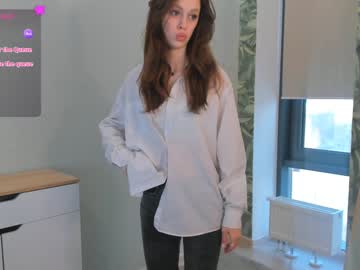 webcam girl cwenhardey live cam image #11376046