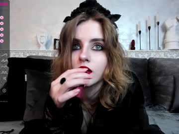 webcam girl eleanor_morte live cam image #3370110
