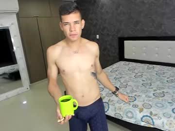 webcam man bisexlife_hot live cam image #2233603