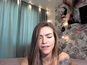 webcam girl joconda live cam image #7597019
