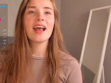 webcam girl cutie_bomb live cam image #4234966