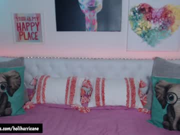 webcam girl holihurricane live cam image #6533574