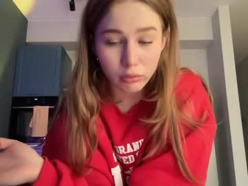 webcam girl whoisalisa live cam image #10461317