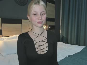 webcam girl hi_popsy live cam image #7737782