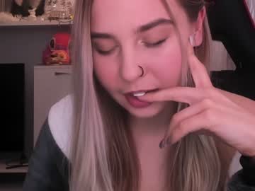 webcam girl sweetmila1 live cam image #4482457