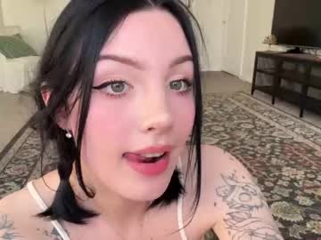 webcam tranny evelynforever live cam image #7700177