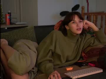 webcam girl diruriru live cam image #11155353