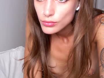 webcam girl sapphirealice live cam image #7429796