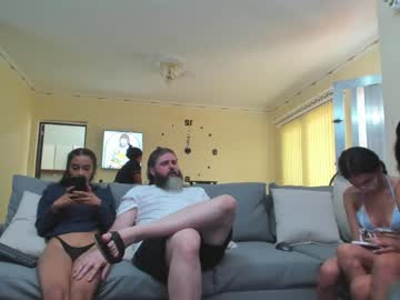 webcam couple cheeseburgerjesus live cam image #240633