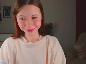 webcam girl delorathecookie live cam image #12073447