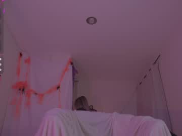 webcam girl soficb live cam image #10904981