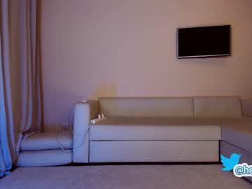 webcam girl hollyextra live cam image #4300432