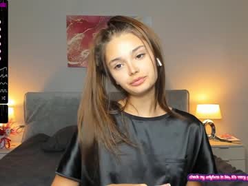 webcam girl your__voice live cam image #3254899