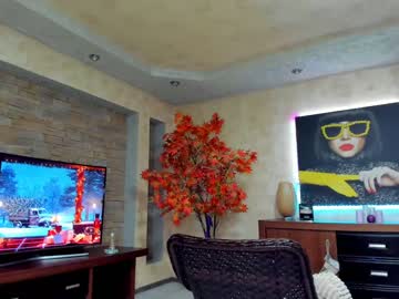 webcam girl raquelle_star live cam image #4554331