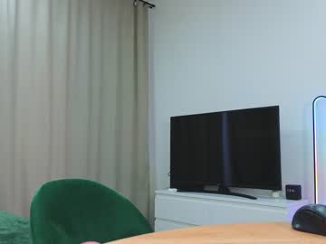 webcam girl lovlybambi live cam image #8623810