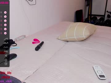 webcam girl misss_vikki live cam image #3497167