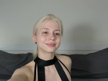 webcam girl hi_popsy live cam image #7201790