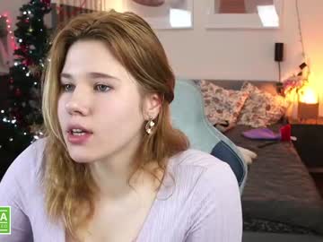 webcam girl girl_u_never_met live cam image #4558809