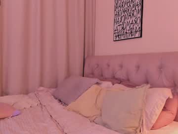 webcam girl sarasuo live cam image #9269720