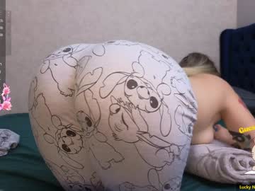 webcam girl kimmie_ live cam image #12092375